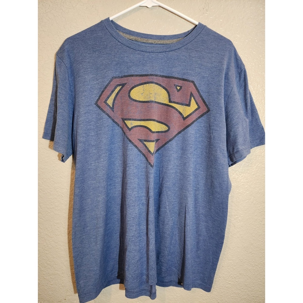 Superman Old Navy Mens Large Graphic Tee Logo Light Blue Short Sleeve T-shirt